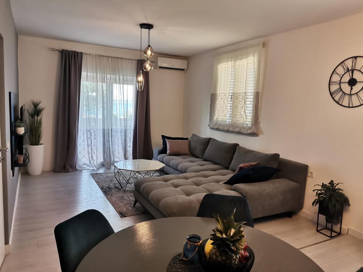 Apartmani Darko Rtina Eksteriør bilde