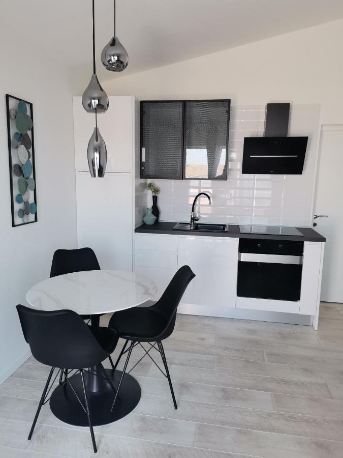 Apartmani Darko Rtina Eksteriør bilde