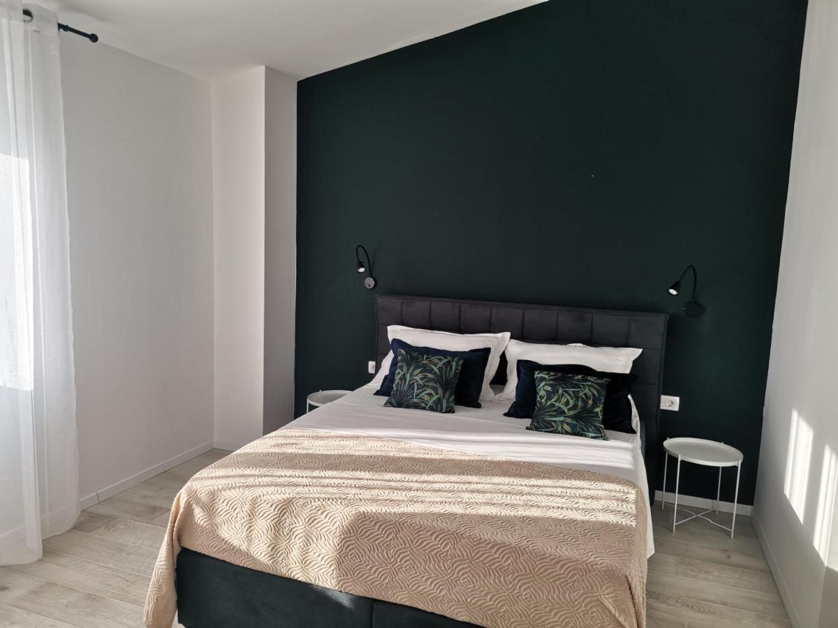 Apartmani Darko Rtina Eksteriør bilde